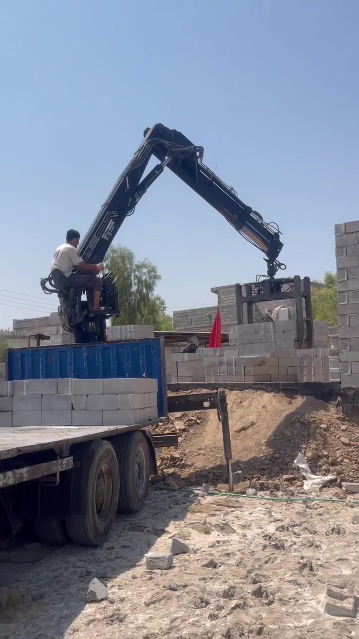معمل بلوك  رجاء الباوي يوجد لدينا بلوك درجه اولة قالب جديد بلوكه ثقيله شرط الفحص وشرط العداله والشكل ويوجد لدينا كافه مواد البناء #نكدر #نساعدك #حتى #تبني #بيتك 
ويوجد توصيل كافه مناطق ديالى وبغداد توصيل ب حترافيه كبيره وشكرا لكم 

‭***********/***********
