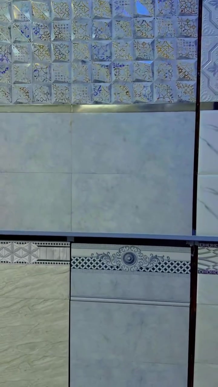 معرض خيرات الرحمن لكافة انواع السيراميك و البورسلين الجداري و الارضي 
متوفر الواح ١.٢٠ * ٦٠ 
سعودي + هندي + ايراني 
متوفر بورسلين ٦٠ * ٦٠ 
سعودي + هندي + ايراني
متوفر جدران مطبخ + حمامات 
سعودي + ايراني 
متوفر گراج ٤٠ * ٤٠ 
ايراني 
العنوان : الفلوجة - شارع اربعين - مقابل الدلة 
بإدارة حسين الكبيسي 
***********
