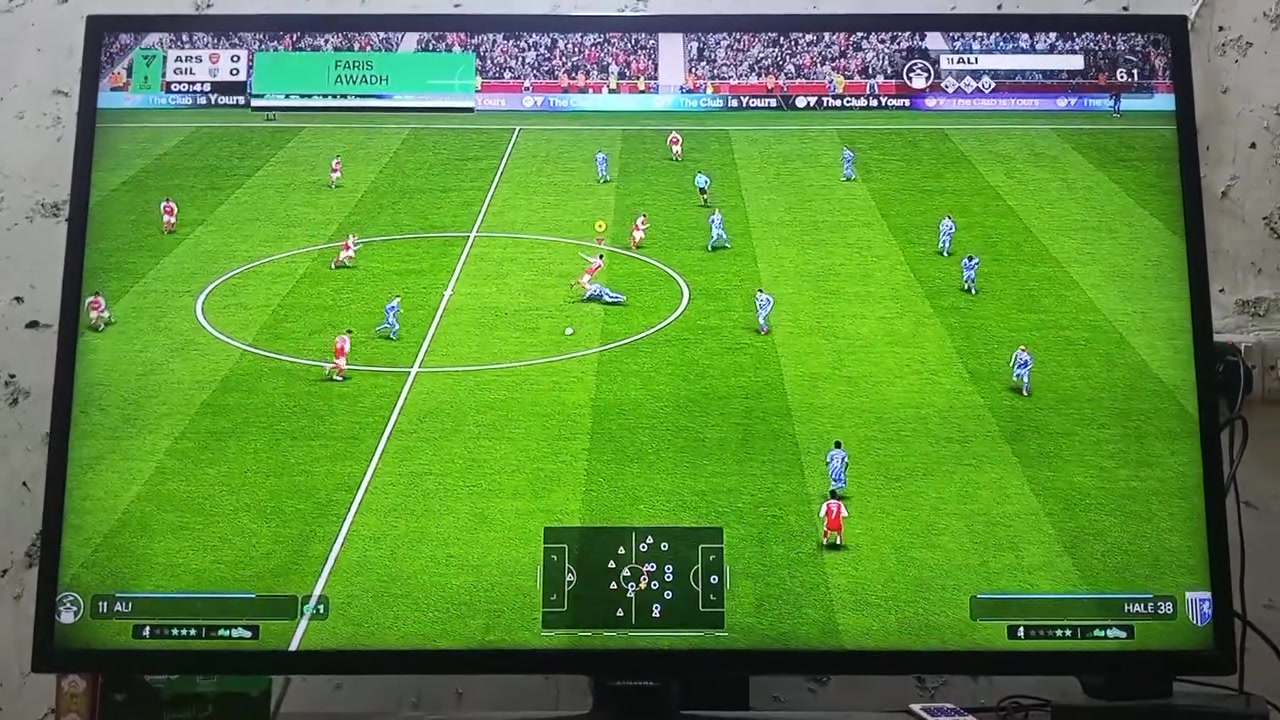 سلام عليكم جهاز إكس بوكس إس  مفتوح بس تنظيف فقط يده اصليه هارد واحد تيره هارد كله العاب وجهاز هم بي العاب يو بي إس هديه سعر 375  .*********** بغداد حي اور
