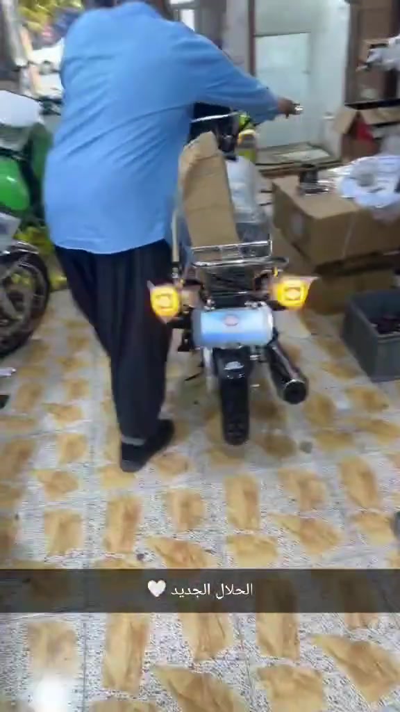 نامي برو هونزدا للبيع ماصار شهرين طالع سفر الدراجه أي نقص مابي صلنصه MKZ سعر مليون وبي مجال بسيط ول مو شراي لايدوخني رقمي ***********
