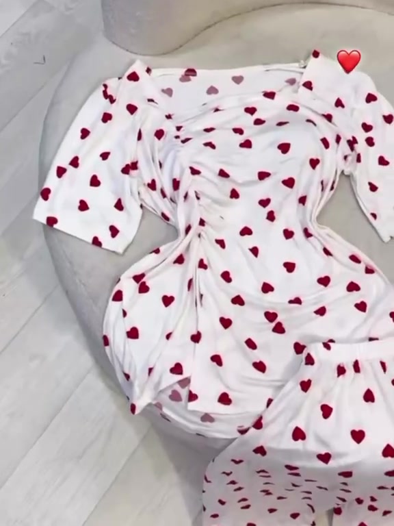 ⁨	⁨	⁨	🔥🔥جديد مجمع ارخص الاسعار🔥

بإطلالة مريحة
وأنيقة
تراك او دشداشه فانيله ليكره بتصميم عصري
ولمسة فخامة
قماش ناعم ومريح، مثالي للاستخدام اليومي 
القياسات فري سايز تلبس من 60لل85
السعر فقط: 10
الكمية محدودة - احجزي الآن قبل
النفاد !
للحجر مراسله الصفحه او الواتساب 
***********⁩⁩⁩⁩⁩⁩⁩⁩⁩⁩⁩⁩⁩
