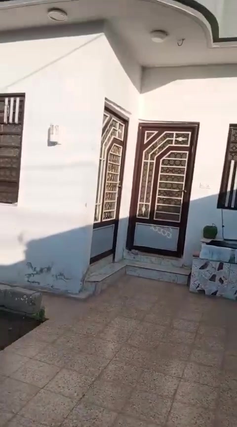 بيت للبيع مساحه 165 السعر 52 بيها مجال عنوان بعويزه ***********؟؟؟؟؟؟***********
