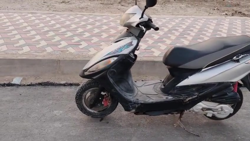 سلام عليكم دراجه للبيع كامكو جي فور محرك 150فحل مكفوله كفاله عامه بك لايت كرستال تجي واتشوف بعينك مكاني شطره الحولي الاتصال ***********سعرها 450
