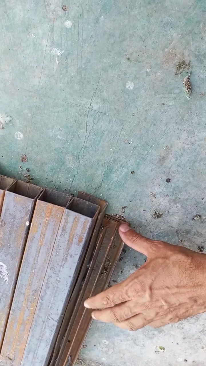 جينكو • سندويج • حديد وزاوية