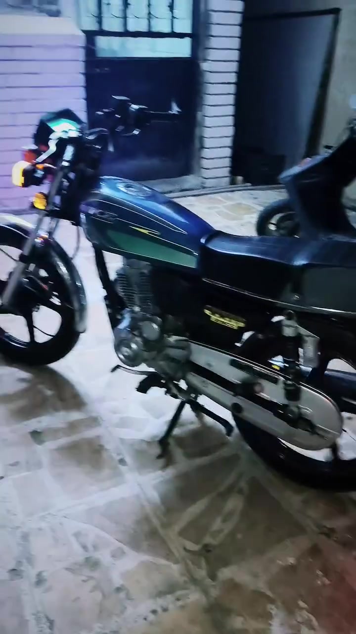MKZ • ٢٠٠ • ايراني