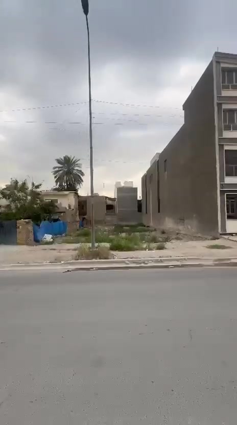 قطعه مميزه وحلوه فرصه استثماريه
قطعه ارض لبيع اليرموك مقابيل السجه واجهه ٥وربع نزال ٣٢ تجاري سكني مساحه 168متر 
***********
