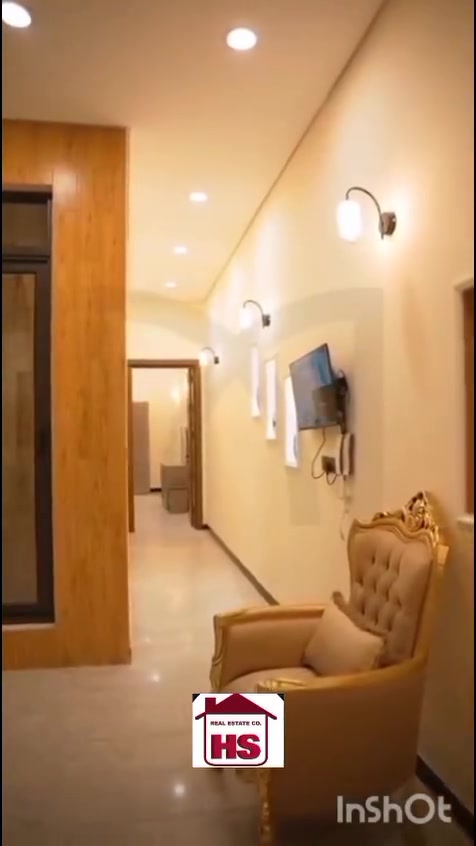حي الجامعة محلة ٦٣١ • ١٠٠م • ٤ غرف