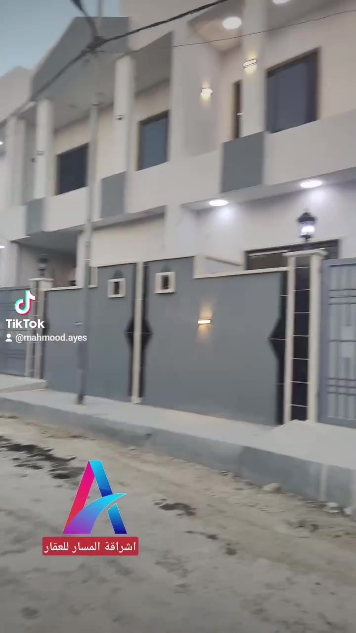 السلام عليكم ،،،،
🏡دار للبيع 🏡
الموقع 🌎:- الملايين الثانيه 
المساحه 📐:- 120م📍
الواجه 📏:- 6 م📍
التفاصيل :- 
الدار طابقين فول ⛳
4غرف نوم ✅
استقبال ✅
هول +مطبخ +صحيات ✅
خدمات المنطقه كامله ✅
غرفتين سويت ومساحاتهم جدا واسعه ✅
الدار زيرو استلام فوري ✅
للاستفسار اكثر :-
***********☎️
***********☎️
