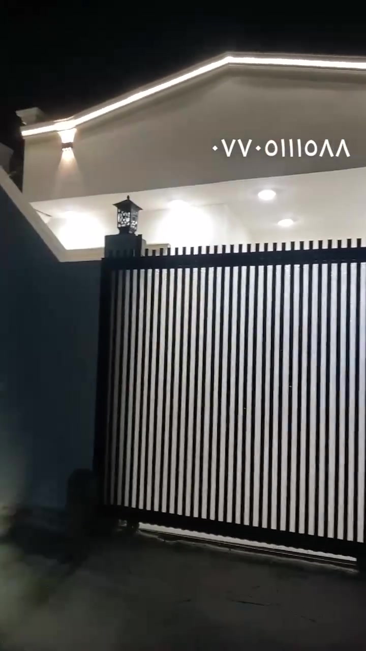 سلام عليكم دار زراعي للبيع ١٥٠ متر حي بدر فرع مول حسين قريب على ماركت معتز البيت واجهه ملكي ومغربي ودكت مركزي السعر ٦٩ مليون قفل للاستفسار ***********
