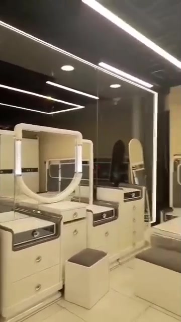 غرفة تركية استخدام 6 أشهر فقط نظيف