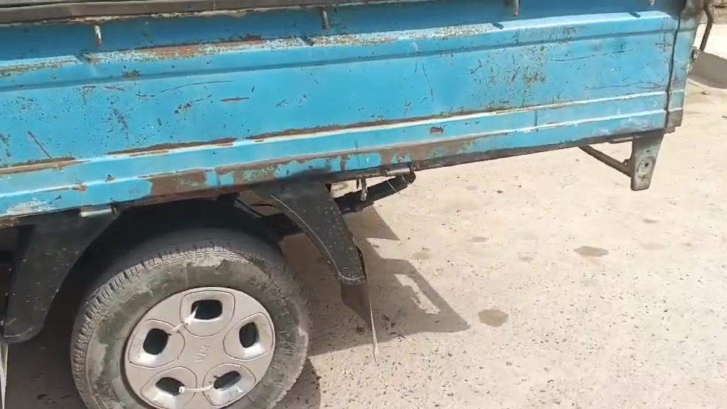 كيا للبيع  ١٩٩٦ باسمي
***********
