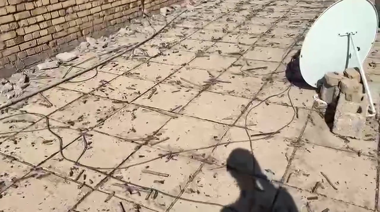 بسم الله الرحمن الرحيم 
 👷‍♂️مستعدون لمعالجة كافة السطوح 
من خلال قلع الماستك القديم وكذلك الأشتايكر وأعادته 
التفاصيل داخل الفيديو 
📞للاتصال أو الاستفسار أكثر التواصل معنا عبر *********** عايد الخفاجي #الناصريه 
 #الغراف
