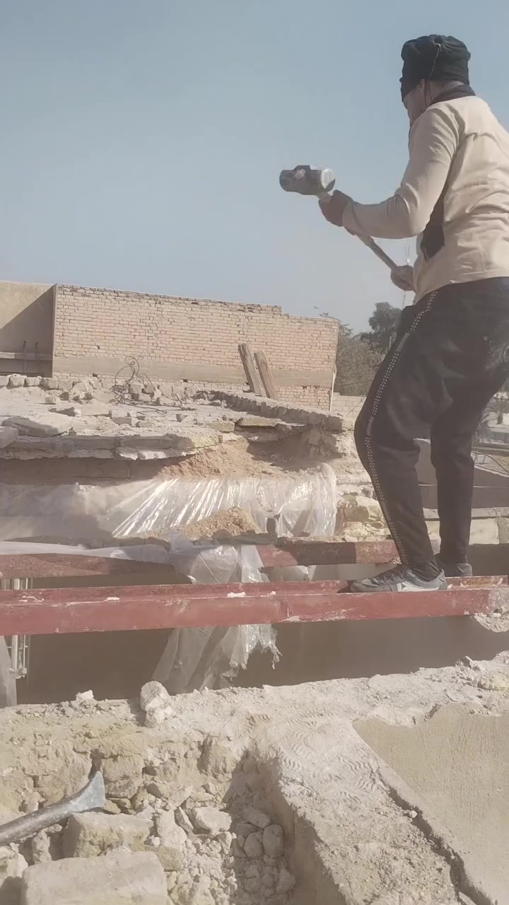 السلام عليكم نعمل بتفليش بيوت والترميم النجف الكوفه هذا رقم التواصل***********

