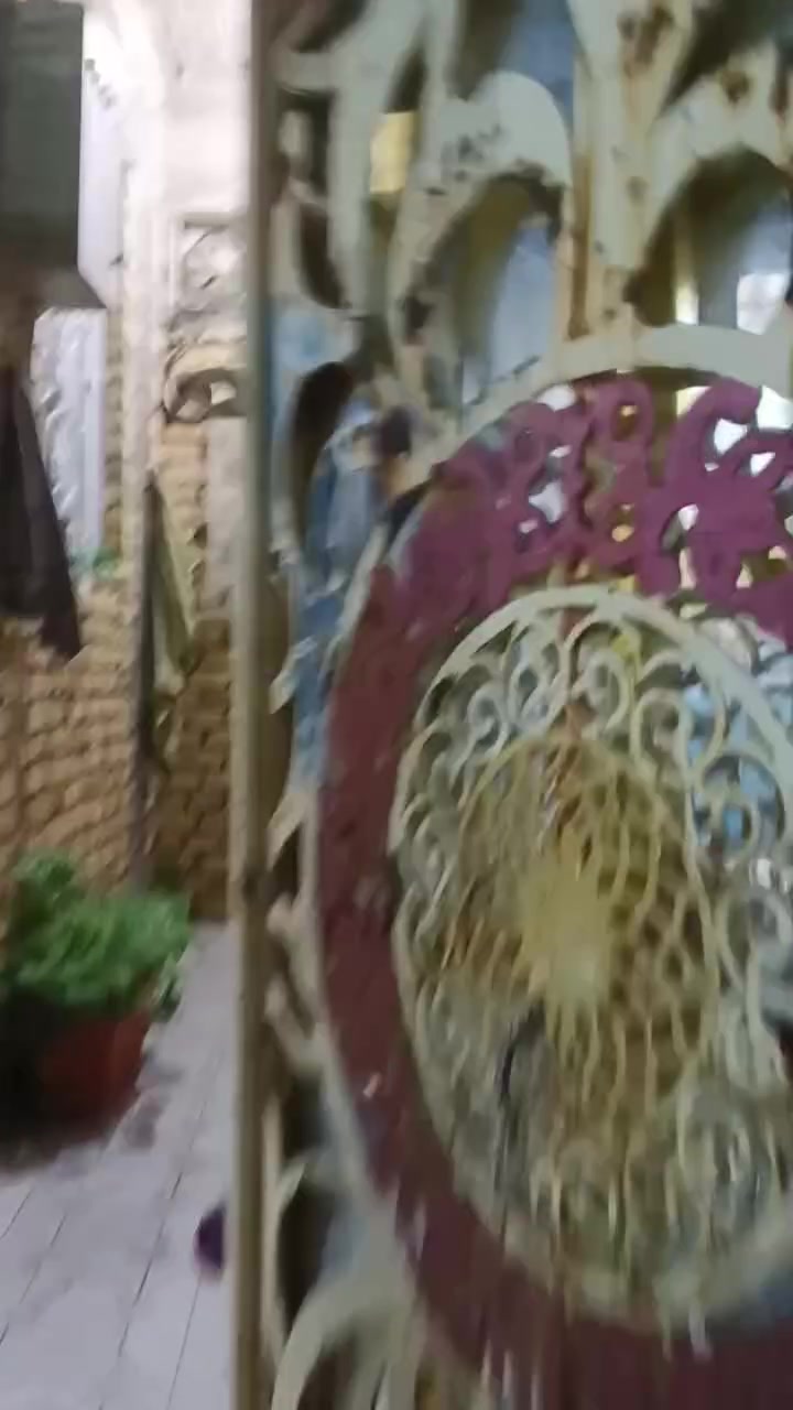 للبيع مساحه 100م بناء كونكريت والبيت كله دنك قضاء الرفاعي التفيج قرب مدرسة دار البيضاء ***********
