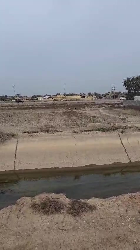 شقق تمليك لبيع بلتقسيط ونقد 
شقه للبيع بلتقسيط المساحه ٩٠متر 
٢نوم وصاله ومطبخ وصحيات ومنور
سعر القسط ١٠٥ويدفه ٦٠مليون ولباقي 
قسط شهري مليون دينار وبي مجال 
سعر النقد ١٠٠وبيهامجال الاتصال ***********
