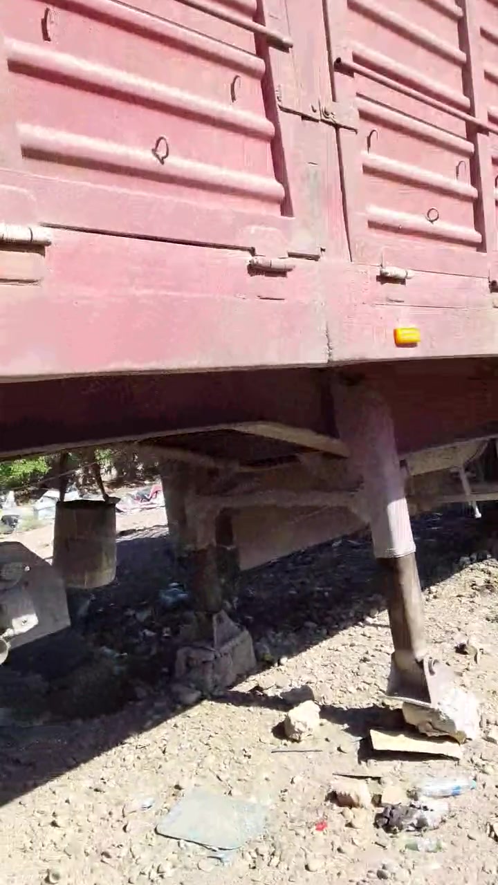 سلام عليكم عربانه للبيع طوله 12.60سعره خاص ***********
