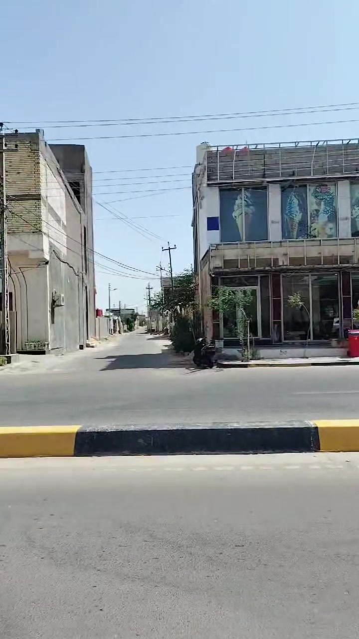 قطعه طابو زراعي وكاله عراقي
قريبه ع شارع السايدين السياحي  سعرها ٩٠ مليون
***********
***********
