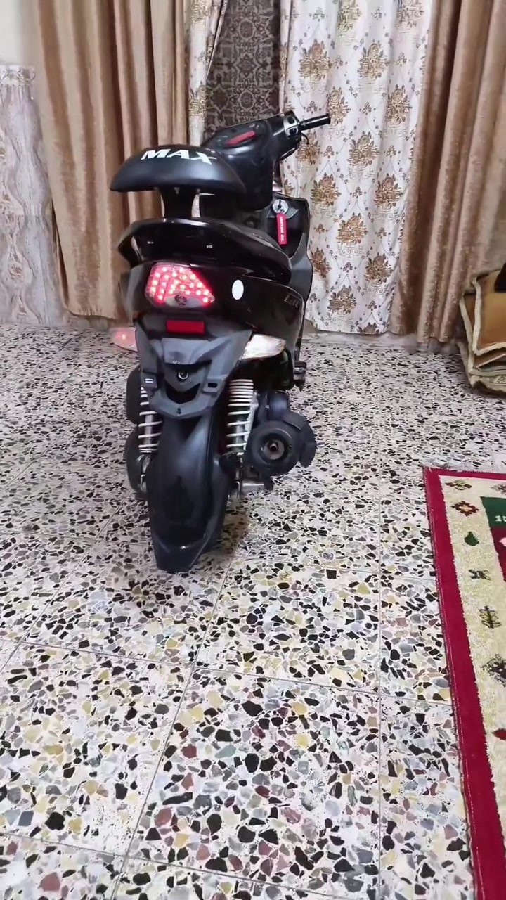 سلام عليكم شباب دراجه جيتار البيع دراجه خير من الله دراجه كلشي شغال سعر 950وبيهه مجال ومتواجد واتساب***********مكاني بل شعب
