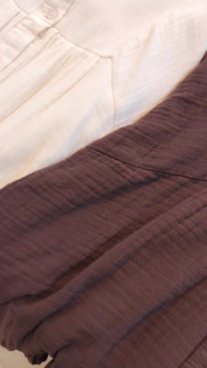 العكام بوتيك 🧶🪡 | فساتين لنن بهاري مميزة وانيقة بثلاثة الوان(وردي، جوزي، بيجي) ✨🤍🩷🤎
. 
. 
. 
#العكام_بوتيك #clothes #store #ملابس #iraq
