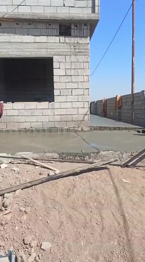 السلام عليكم يوجد لدينا صب جاهز او صب  مركزي باسعار مناسبه مع شغل رقم واحد تريد بالمتر تريد بالمكعب بلكطعيه تريد  هذا شغلنا من فضل الله عندك صب الداير مال البيت وقدمت بيت وارضيه حوش او صبه حوش اوصبت كاشي او سيراميك او صبت لاش تم صب داير مال بيت وتم صب ارضيه كاشي او سيراميك او صبت لاش مع سقل ميالج اليوم الجمعه والصلاه على محمد هذا شغل تحفه فنيه(***********)
