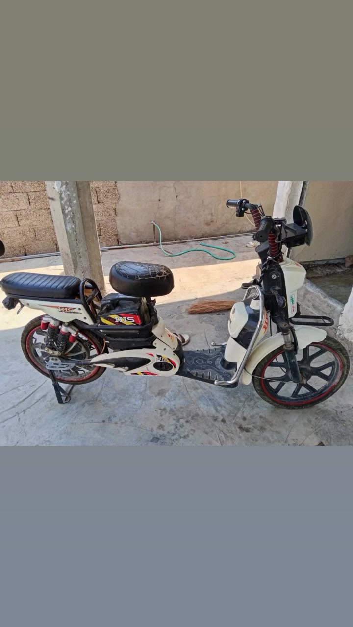 ماطور شحن نظيف اخو الجديد للبيع  السعر 275الف العنوان كركوك منطقة واحد حزيران.ملاحظة اني مكلف بالنشر ومخول بالبيع ومن يتم البيع اخذ دلالية بسيطة من الطرفين للاستفسار الاتصال على الرقم ***********
