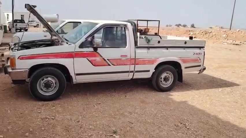نيسان تك • موديل ١٩٨٩ • رقم انبار