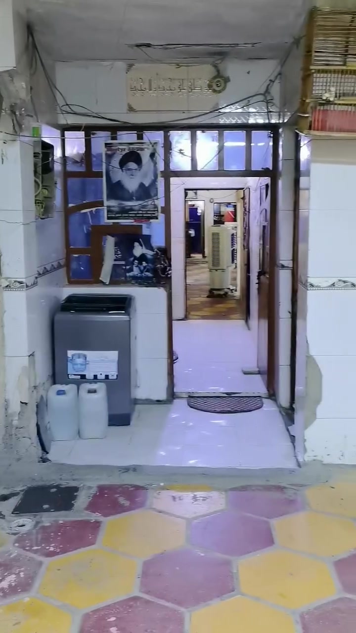 السلام عليكم ورحمة الله وبركاته بيت للبيع مساحه ١٥٠ متر  بالورفلي مثل ما موضح بالفيديو البيت طابق واحد البيت مقدمين على السكان يعني معاملته داخله للسكان بس كفيل ويسحب قرض  للاستفسار على هاذه الرقم ***********
