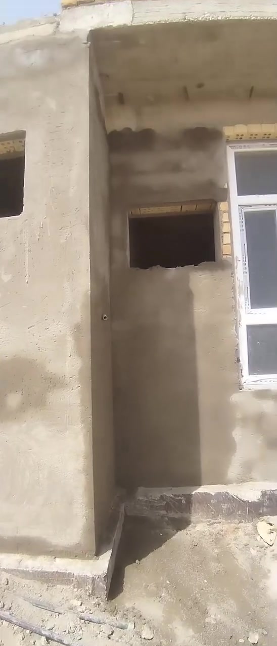 سلام عليكم كادر لبخ متفرغ حالين درجة اولى وشغل نضيف تقطيع ترايش سقل جرارة نثر بياض فوم تركي وجهات اصباخ حديثه كادر متكامل داخل الكوت *********** اتصال
*********** واتساب
