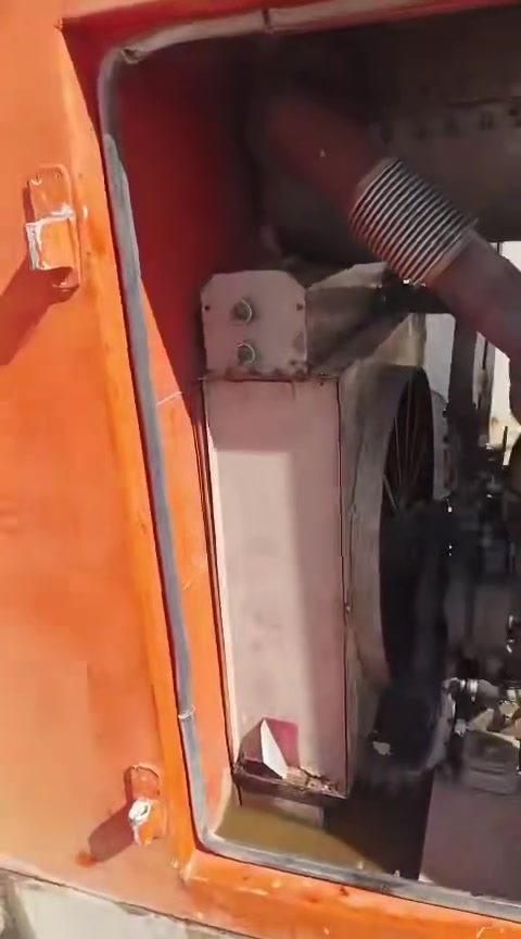 السلان عليكم مولدة للبيع 100 كيفي گيرگر
***********
