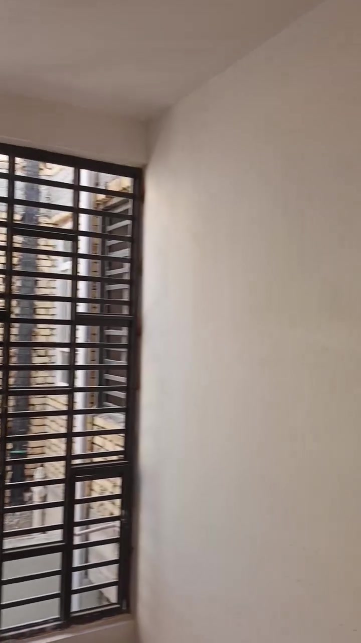 السلام عليكم خلفه بورك  متفرغ حاليآ شغل درجه اولى شغل هندسي  شرط الشرط بليوميه متر مكطوعه ***********
