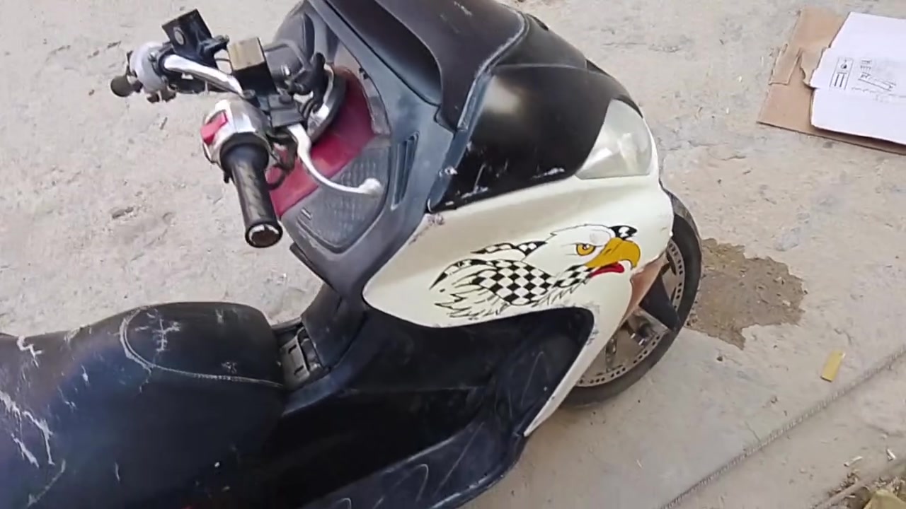 سلام عليكم لبيع محرك مكفول مامفتوح ابد دراجه صاله 3شهر واكفه عوزه باتري فيوزات  بصمه  بس هذني كله كهربايات شغاله  ناصريه مركز  سعره 350 قفل  ***********
