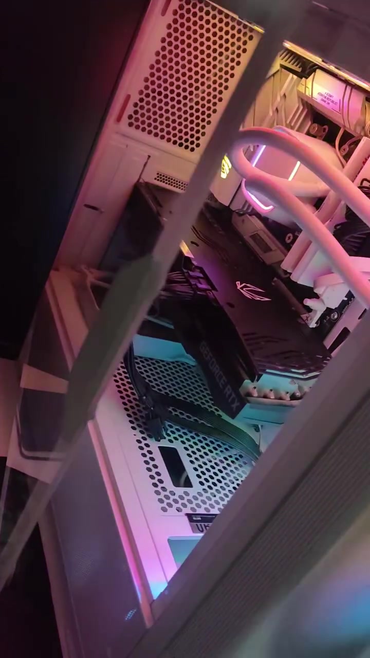 سلام عليكم للبيع  او مراوس بكرت 4070 - 5060ti16
RTX 3080 TI 12GB ZOTAG GAMNIG 
الكرت وحش معروف بأدائة كرت نضيف جدآ مال حاسبتي الشخصية مامستخدمة شخص ثاني للامانة 

السعر 700 قفل مكاني بصرة  رجاء موشراي لا تراسلني  متوفر توصيل ولكن بشرط عربون 25 ينقطع من سعر الكرت 
*********** واتساب
