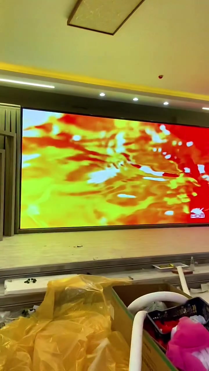 شاشات LED • شاشة داخلية • قاعات أعراس