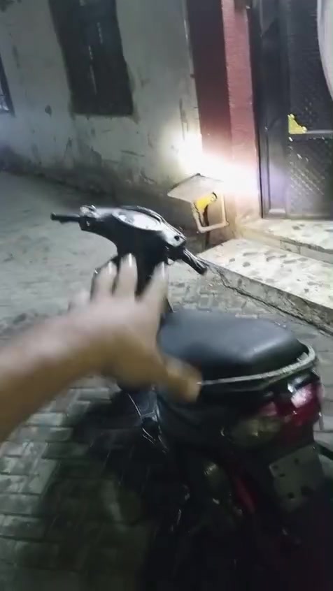 ماكس قجمه كشر نضيف مكينه بجيس دراجه جاهزه بيه نواقص بصيطه
اب 375 وبيه مجال  مكان مدينت الصدر مكينته ماتلكاه بداجات الرنبه ***********
