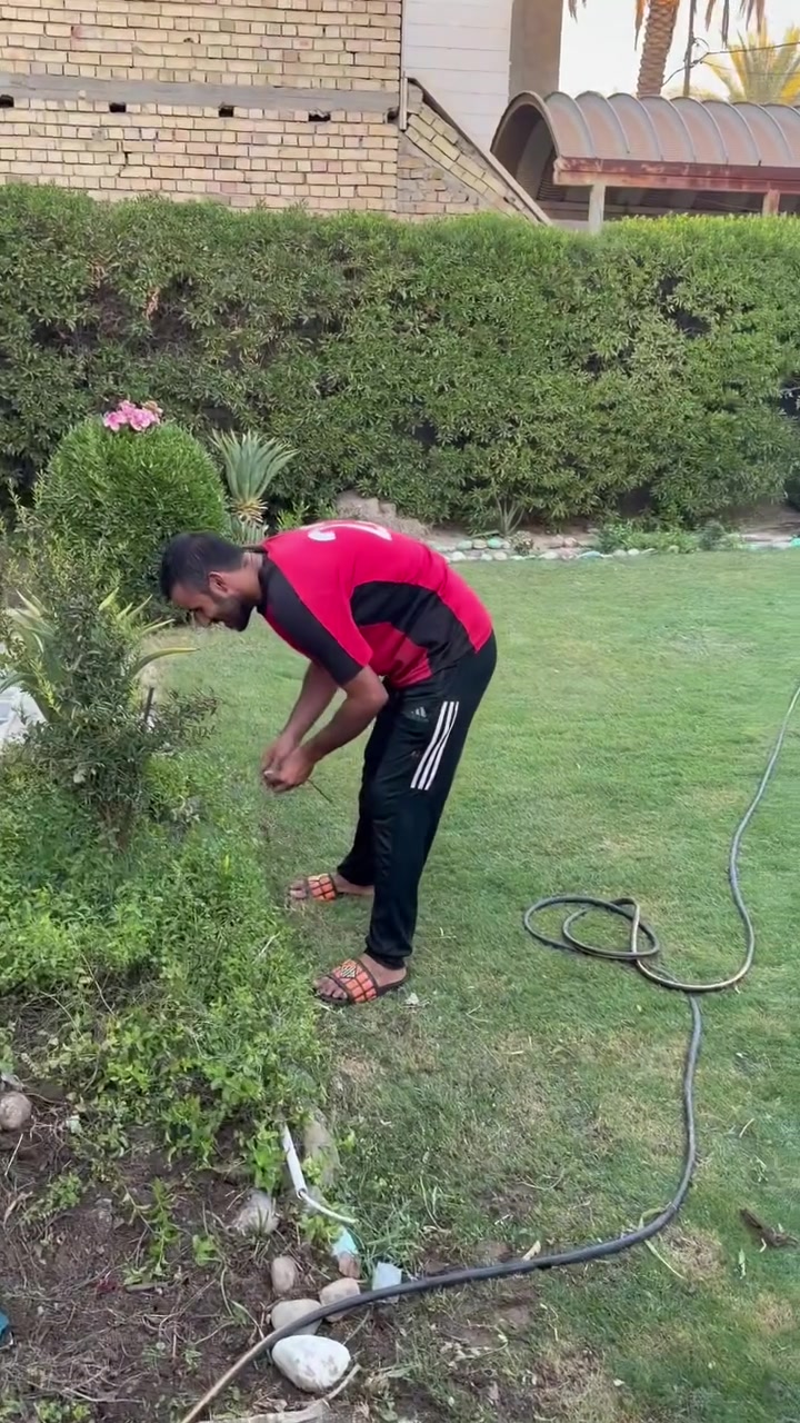 وياكم الفلاح المحترم احمد العبيدي  هذا ابن منطقتنا الي يحتاجه يتصل عليه هو يجيكم  قنوع بشكل  هذا رقمه ولد 
الله يرزقه ويرزقكم يارب 

***********
