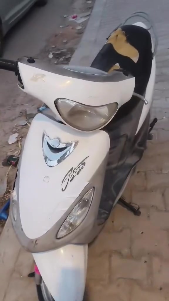 ماكس منغولي لل بيع كفاله عامه من كلشي شتوهي نازله من الرمبه اسبانه مامحطوط عل مكينه كافله عامله من اكلجات كهربايات مكينه السعر مناااااسب كلش مال مستعجل مكاني حي الجامعه تواصل عل خاص او واتساب ***********
