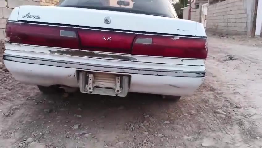 سلام عليكم ورحمة الله وبركاته
سياره شيزر مصطره للبيع
رقم نجف 
سنويه منتهيه
للاستفسار اتصل علا هذا الرقم***********
