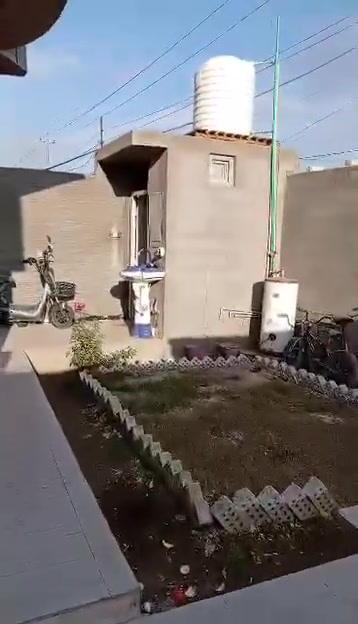 🏡 دار للبيع – طابو صرف

📍 الموقع: المسيب – حي العسكري – بالواحد والعشرين
📌 الدالّة: مجاور كوفي نشأت بالواحد والعشرين

📐 مساحة الأرض: 225 م²
🏠 مساحة البناء: 160 م²
🏗️ البناء: حديث – 2024

🔹 عالشارع العام
🔹 شارع تجاري
🔹 مقابيل ملعب حمزة
🔹 تبليط + ماء + كهرباء مصفّر
🔹 كلشي للدولة غير مطلوب

💰 السعر الكلي: 125 مليون وبي مجال

🏦 الإسكان: مطلوب 40 مليون
💵 إذا الإسكان عليه: المطلوب 85 مليون وبي مجال

🏢 لومير للعقارات
📞 ***********
🤝 ثقتكم هدفنا
