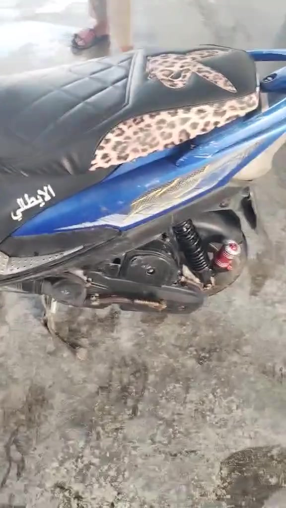 سلتم عليكم دراجه ماكس عدله ما مفتوحه مكيته ما صارله هوايه من طالعه من الرمبه ما مفتوحه مكينته سعره 650 وبيه مجال. العنوان دوانيه الشاميه الرقم ***********واتساب
