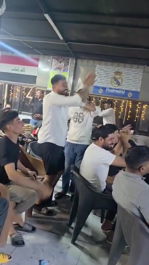 السلام عليكم
كوفي  فوق معمل الاسفنج مقابل الجبلية الواقع في حي الموظفين   للبيع وذلك لعدم التفرغ
 علما ان الكوفي مجهزة بكافة المواد الحديثة من انراكيل خشب مبردات سبالت انفيرتر  اقتصادي تشتغل مولد ووطني منظومة كهرباء حديثة  مطبخ جاهز بكل شي
منظومة انتر نيت وقنوات مشفرة ميوزة كراسي كله جديد الكوفي كامله من كل الاحتياجات جاهزة فقط تجيب فحم ومعسل وتبلش عمل وشغله كلش حلوو تجي اتجيك وشوف بنفسك 
 للاستفسار الاتصال ع رقم الهاتف ***********
‏‪

من رخصة الادمن
