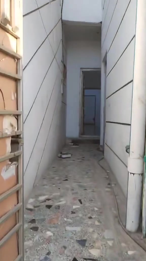 بيت • للايجار • قفل