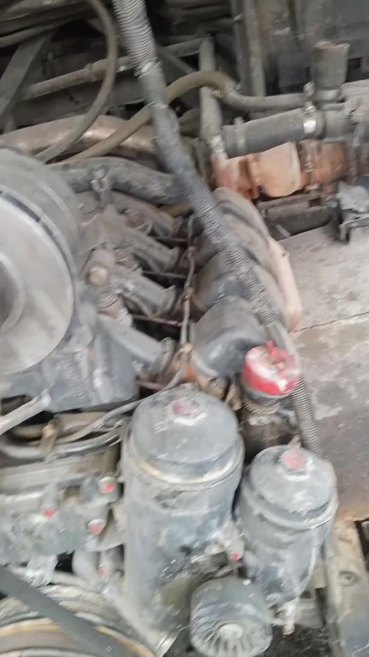 قطع غيار • تواصل