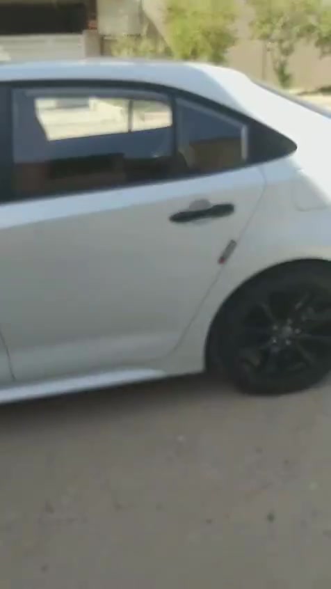 2025 سياره مكفوله لونها صدفي مو ابيض عده بحافه دعاميه اماميه شخطين وهذني هيج كلاوات مال رصيف ماشيه 22 الف باسمنه رقم بغداد مكاني بغداد زعفرانيه فول مواصفات Sويل اسود داخل احمر 
*********** 
163$ بيها مجال للشراي

