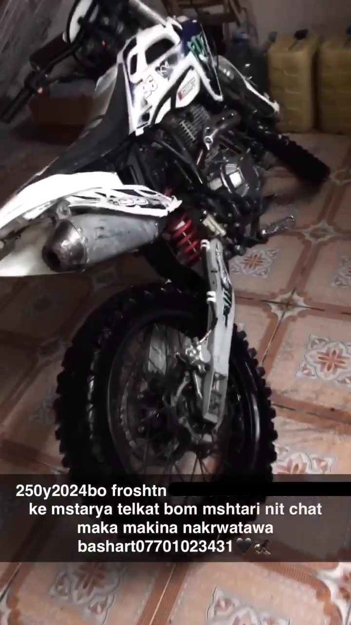 Crx 250 model 2024 ماتۆڕەکە تابڵێ پاکە و ماڵی دۆستە هەنێ وردە مەسرەفی هەیە وەک ئە قەباخەو لەزگە کاری گەر ئەوەشی نەبێت لەو سەعرەیا نافرۆشم پارەی کراسێکە کە مشتەری نیت سەرم مەیەشێنە ***********

