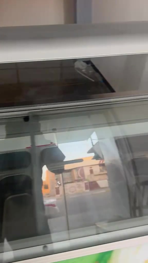 عارضه للبيع مال مرطبات ام البلانكوات أخت جديد استخدم ٣ اشهر شركه الزان ١٢ بلانك الشراي يتصال *********** هذا الوصل والضمان
