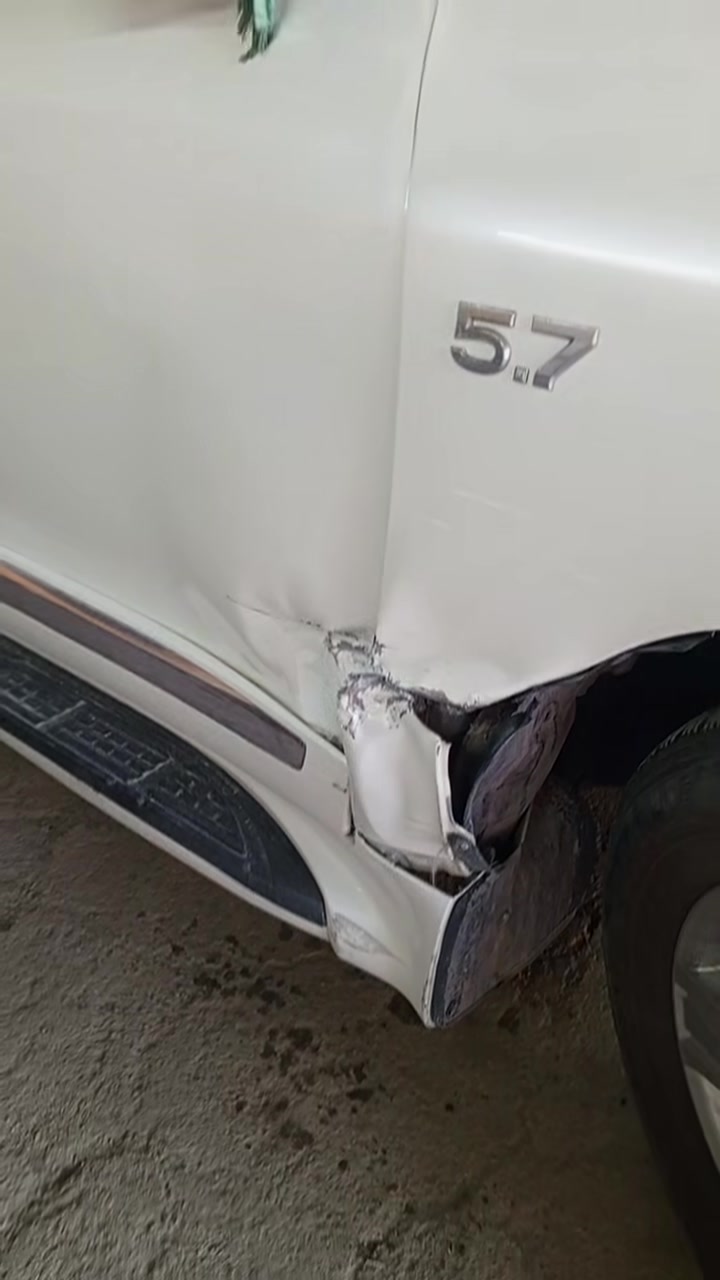 حساني الشمري لسمكرة السيارات الحديثة رقمي ***********📞
جزء من عملنا 

سياره لاندكروز قبل و بعد شغل درجه اولى بإداره حساني السمكري 

اختصاصنا تعديل على البارد 

بإداره حساني السمكري 

رقمي *********** 📞📞

متواجدين ماسنجر واتساب فايبر 

العنوان العلاوي كراج ابو غريب فرع الجام مقابل مستشفى الكرامه بغداد شارع 6 🔨🔨🛠️🛠️⚒️⚒️🤔🤫😉🫡
