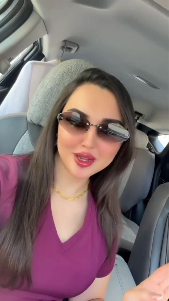 ☀️ نصائح الدكتورة زينب النعيمة للالتزام بواقي الشمس ☀️

واقي الشمس مو بس للصيف! هو سر البشرة الصحية والنضرة طول السنة ✨
حتى تحافظين على بشرتك، التزمي بهالنصائح 👇

✔️ استخدمي واقي شمس يومياً حتى لو الجو غيم
✔️ جدديه كل 2-3 ساعات خصوصاً إذا تتعرضين للشمس
✔️ لا تنسين الرقبة واليدين ويا الوجه
✔️ اختاري نوع يناسب بشرتك (دهنية / جافة / حساسة)

📍 العنوان: المشتل، شارع المطبك، مقابل مختبر المشتل الطبي، عمارة جوهرة المشتل داخل الفرع
📞 للحجز والاستفسار: ***********
