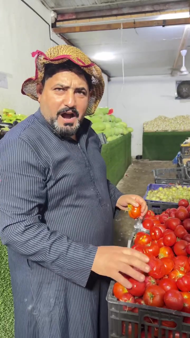 اهالي الشحيميه الطيبين تم تمديد العرض بس زرع غير اسعار الصدمه بل فيديو
مخضر كله ٣بالف 

فواكه كله ٣بالفين 

العنوان الناحيه مقابيل المركز 

لاتصال ***********
