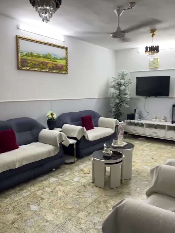 بيت للبيع للبيع للبيع
(((((( السعر على الخاص غير متواجد.الا على الواتس اب )))

سلام عليكم ورحمه الله
بيت للبيع مساحه 80 والواجهه 4 والنزال 20 

البيت ترميم جديد من الداخل والخارج فقط الواجهه باقيه وبسعر مناسب جدا جدا 

الموقع شعب شارع الصحه ضباط الكويتي 

طابو ملك صرف 

احد احسن الاحياء بالصحه 

للاستفسار اكثر عن التفاصيل الاتصال على الرقم ***********
