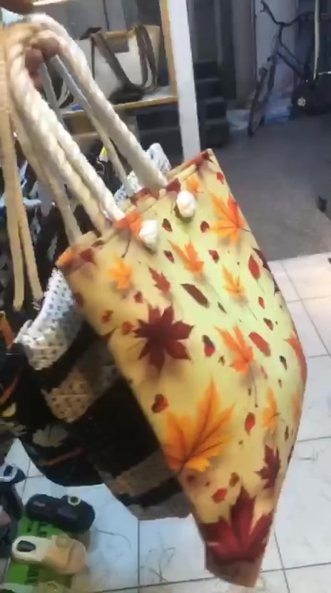 زبائن محل @misspink_shoes
للأحذية والحقائب بكافة أنواعها توفرت الحقيبة العملية متعددة الاستخدام خاماية كلش قوية وطبعات والوان مختلفة زورونا العنوان بغداد حي الخضراء شارع المركز مجاور توت ماركت عمارة صيدلية زينة للحجز والاستفسار التواصل على الرقم التالي *********** او على صفحة Miss pink Shoes
